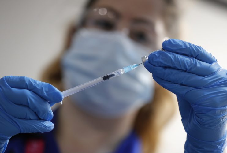 AP Explainer: Allergic reactions to vaccines rare, short-lived